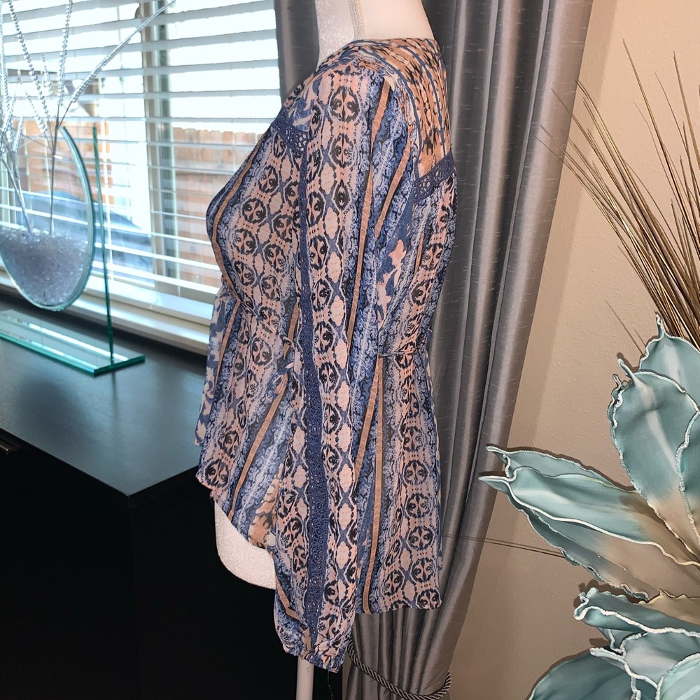 American Rag blouse - Picture 6 of 8